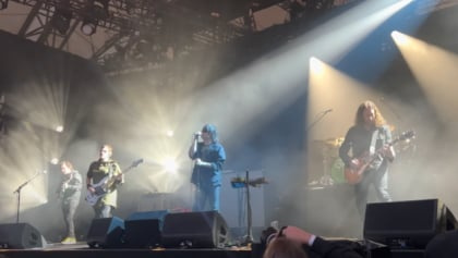 MY CHEMICAL ROMANCE Performs New Single 'The Foundations Of Decay' Live For First Time